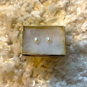 🌼Grade AAA Freshwater Pearl Earrings (6mm)